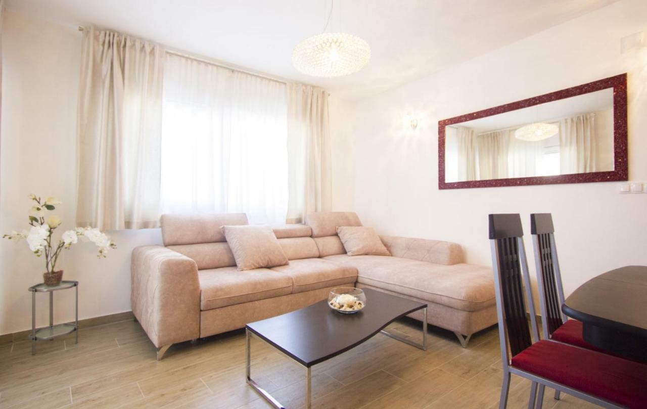Paradise Lux Apartman Trogir Kültér fotó
