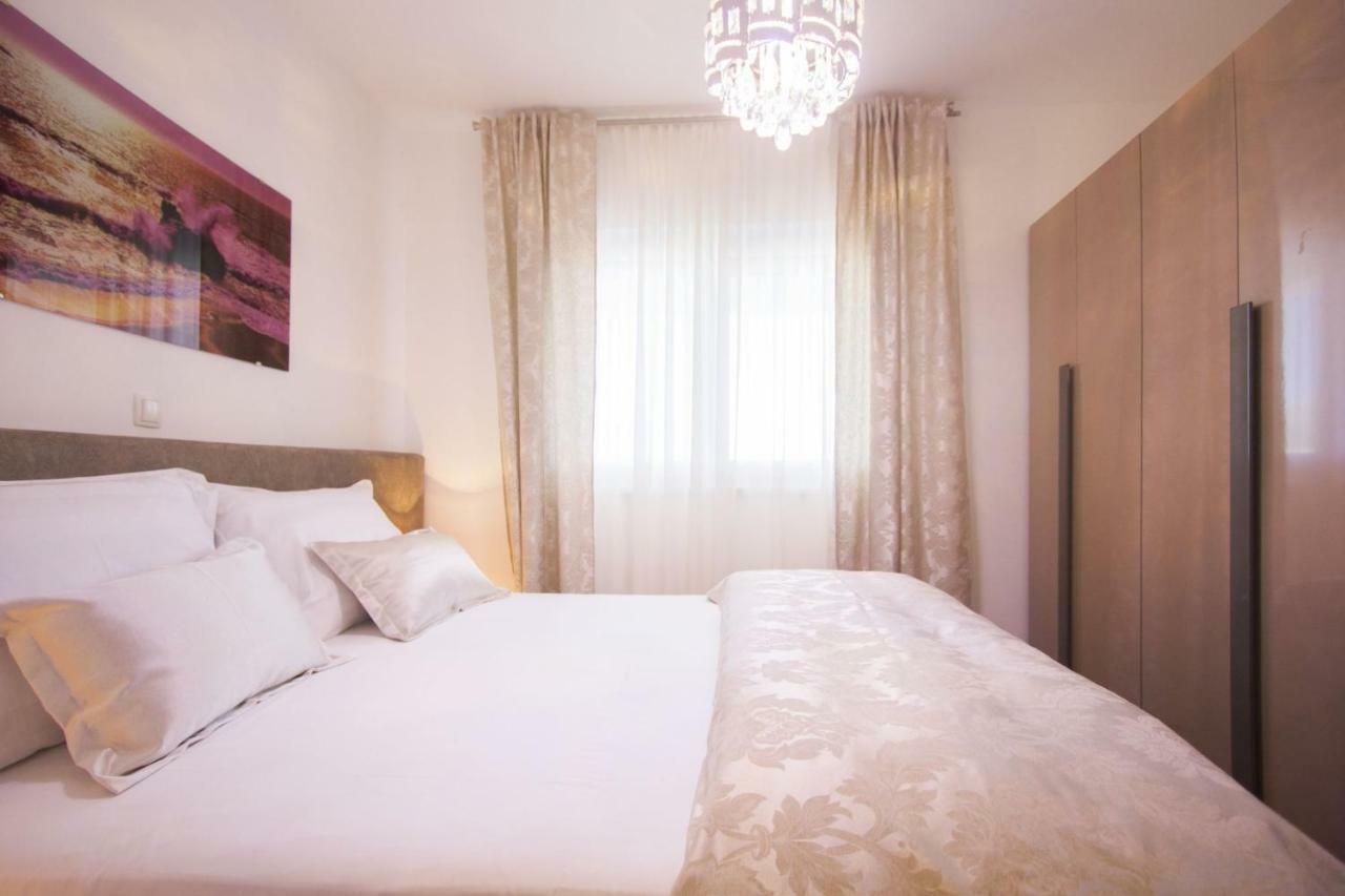Paradise Lux Apartman Trogir Kültér fotó