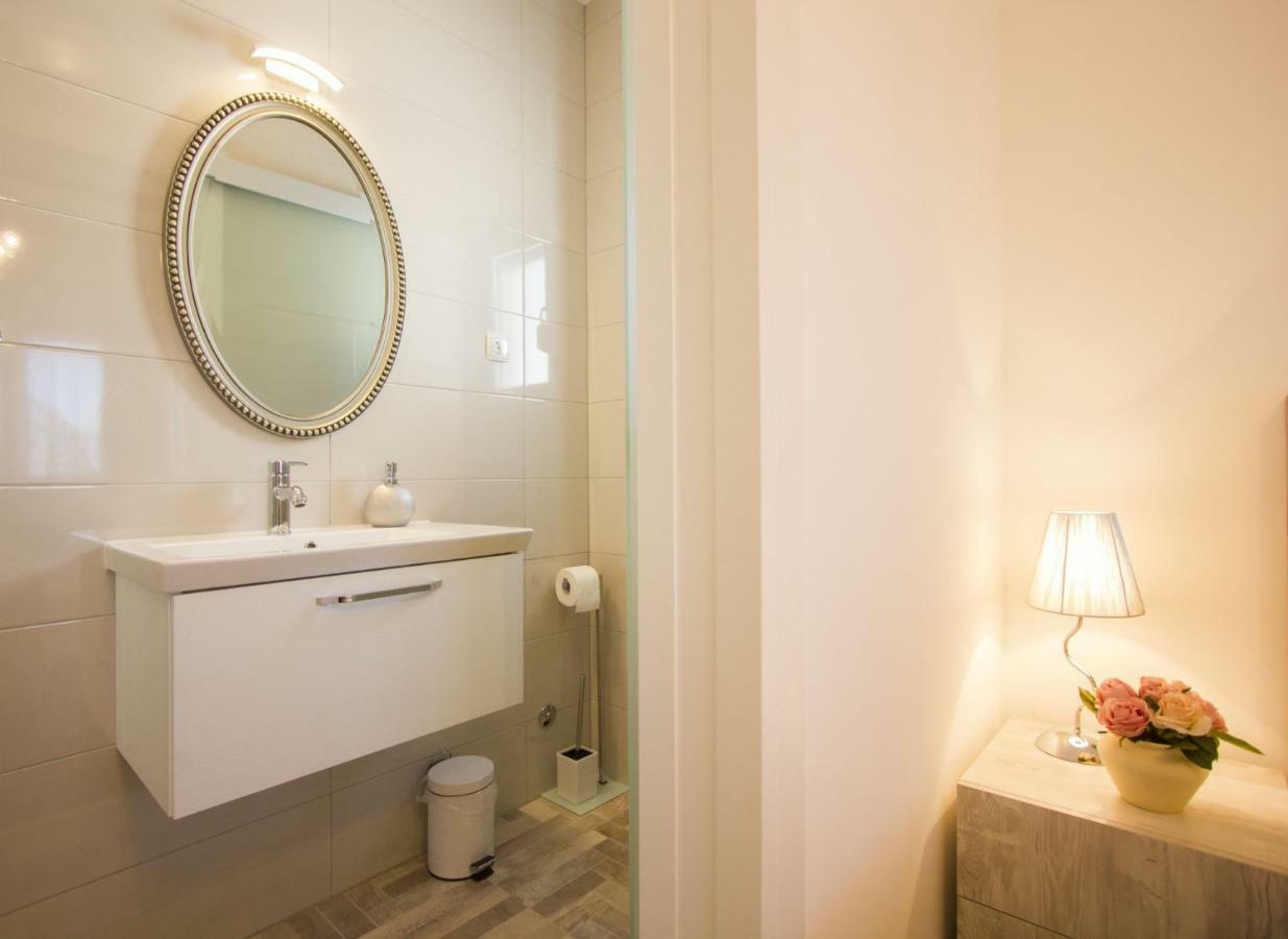 Paradise Lux Apartman Trogir Kültér fotó